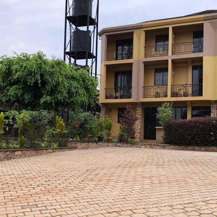 Exterior of Hendo Hotel Entebbe